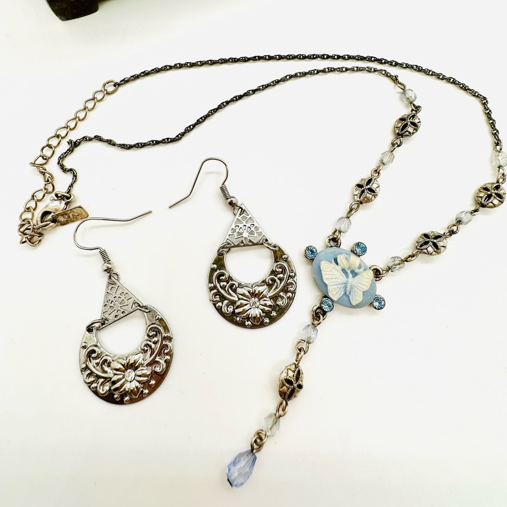 Vintage Victorian style Jewelry lot